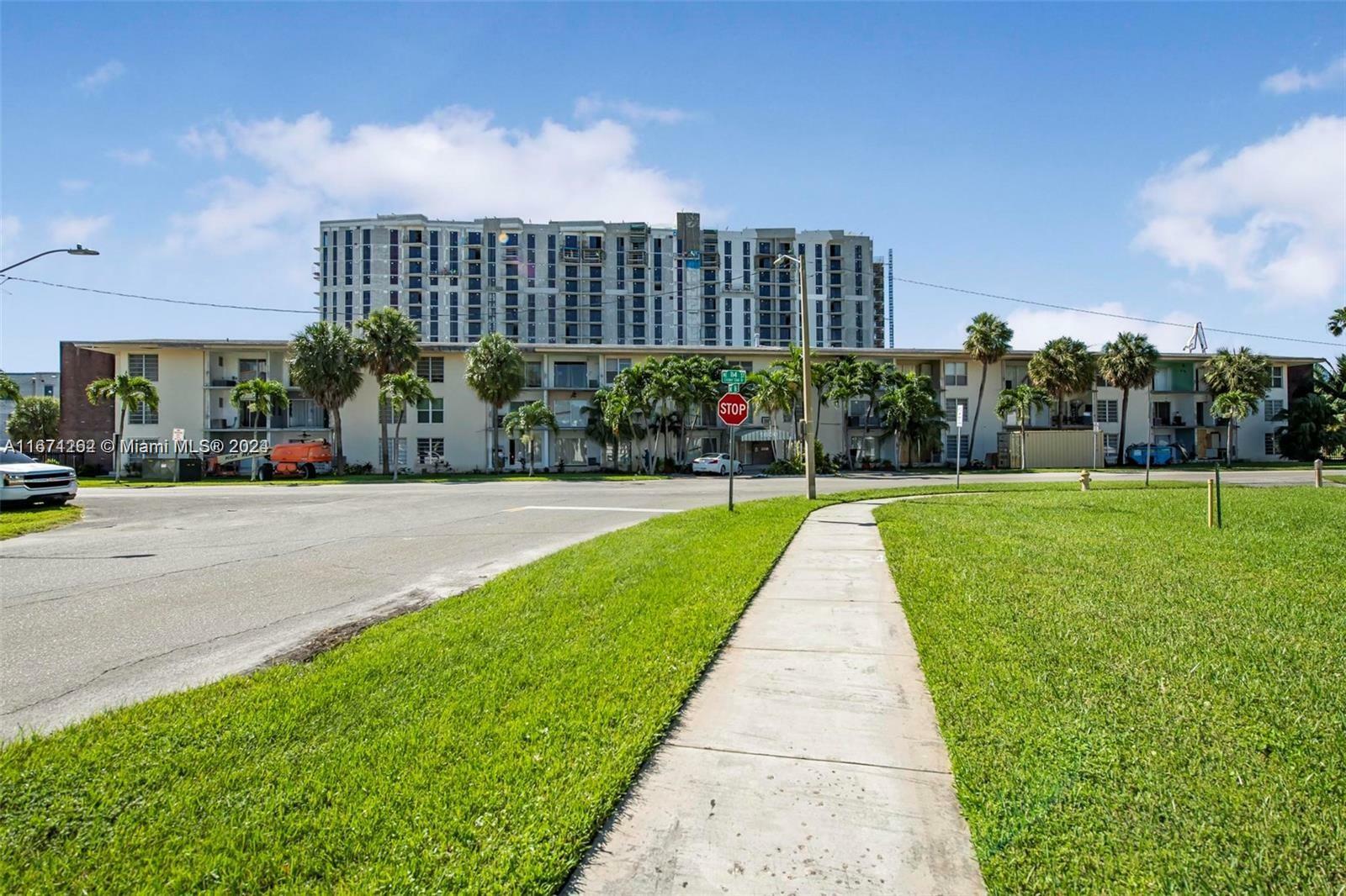 Property Photo:  1600 NE 114th St 207  FL 33181 