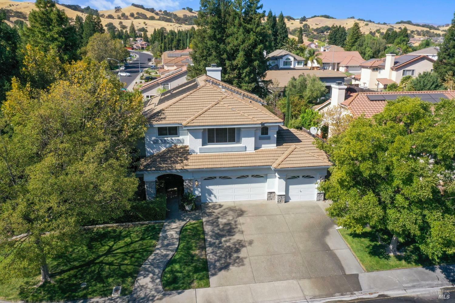 Property Photo:  185 Bristlewood Court  CA 95688 