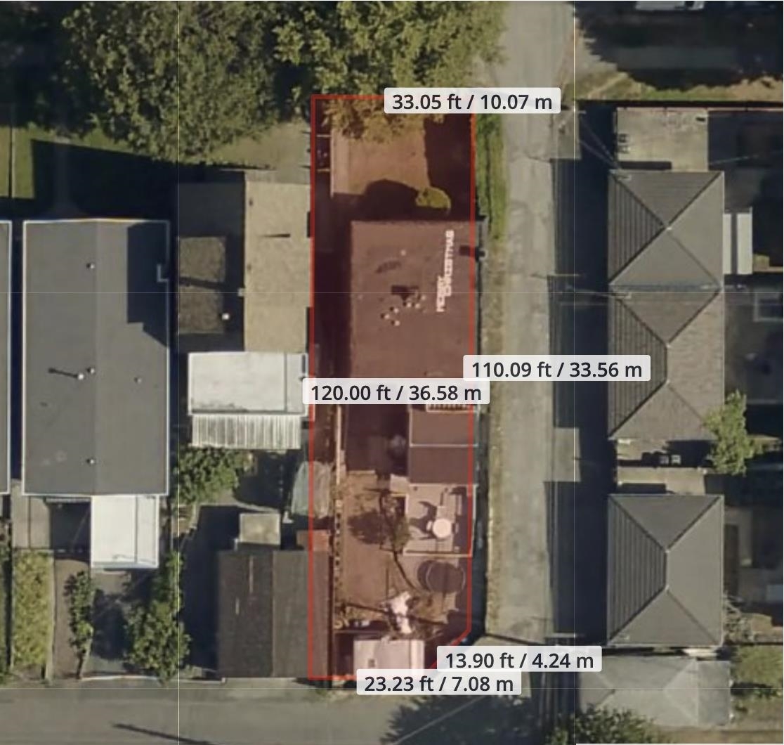 Property Photo: 3288 E 27 Avenue BC V5R 1P6
