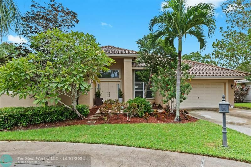 Property Photo:  1007 Spoonbill Circle  FL 33326 