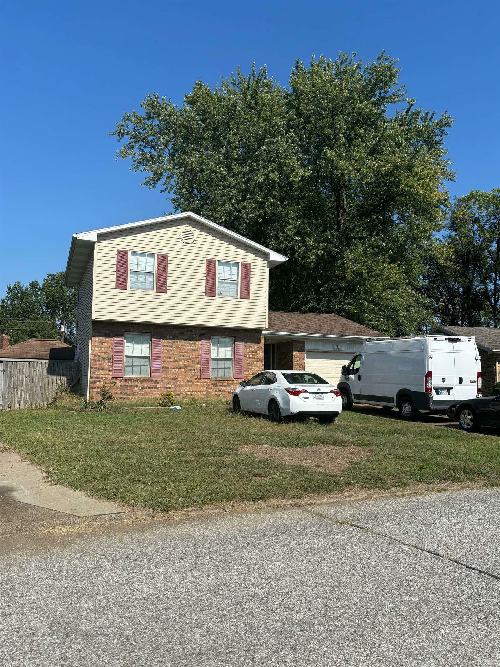 Property Photo:  6712 E Mulberry Street  IN 47715 