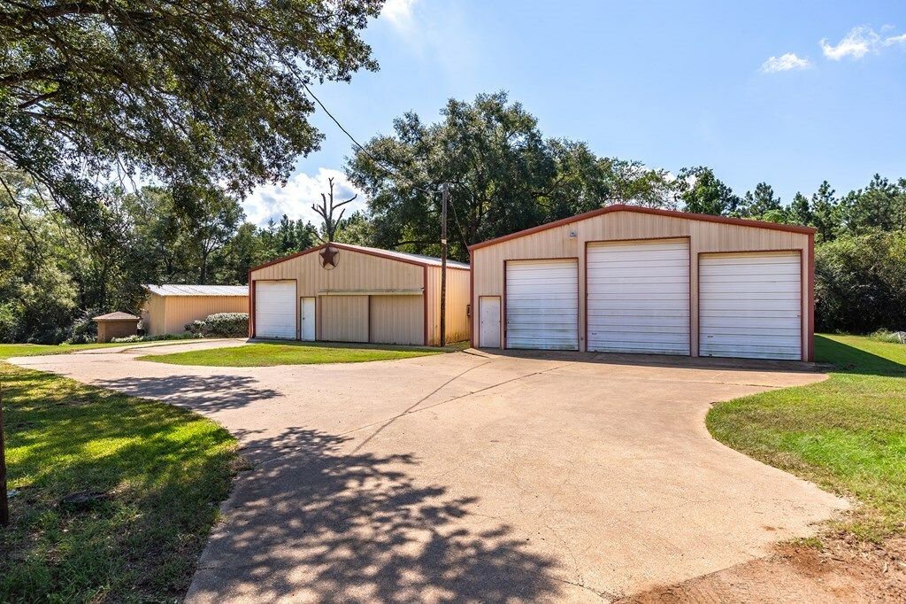 Property Photo:  2388 Cr 271  TX 75946 