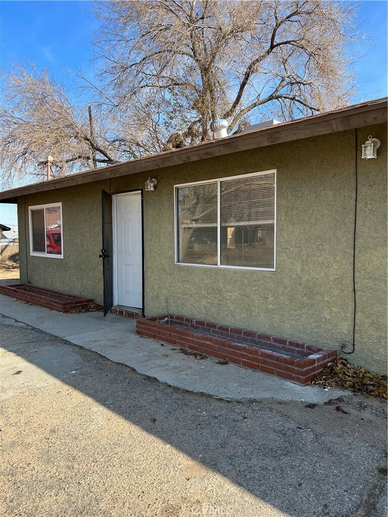 Property Photo:  16218 Olive Street  CA 92345 