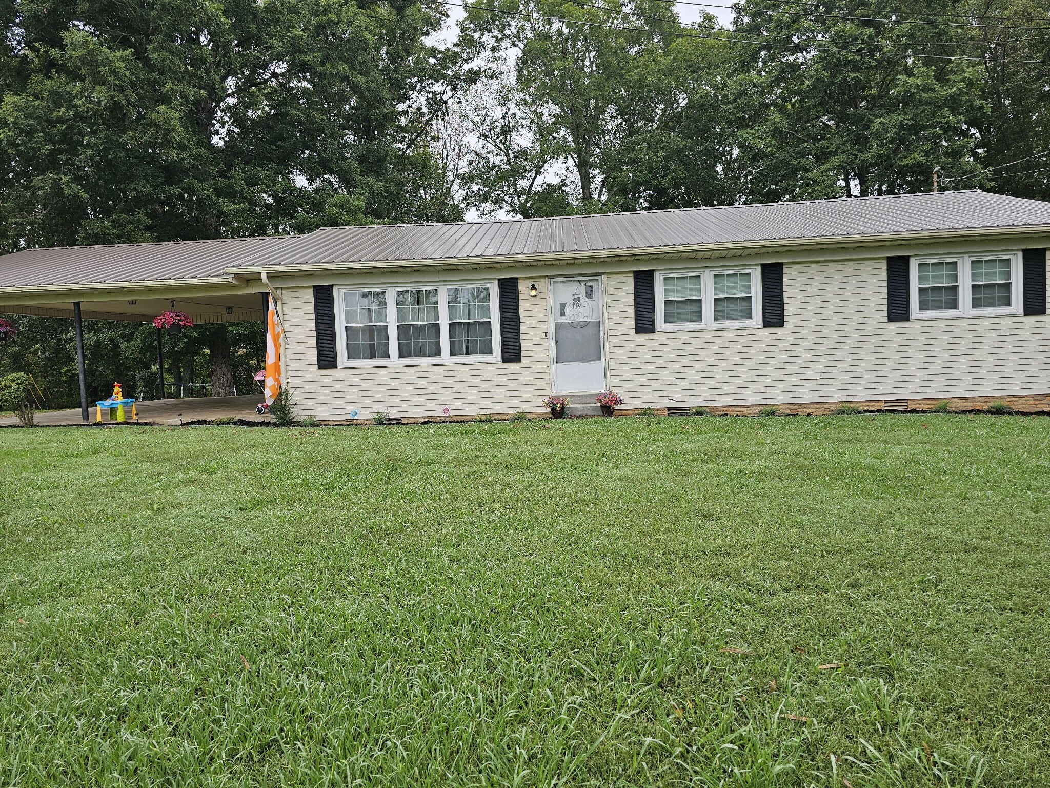 Property Photo:  112 Shakerag Rd  TN 38485 