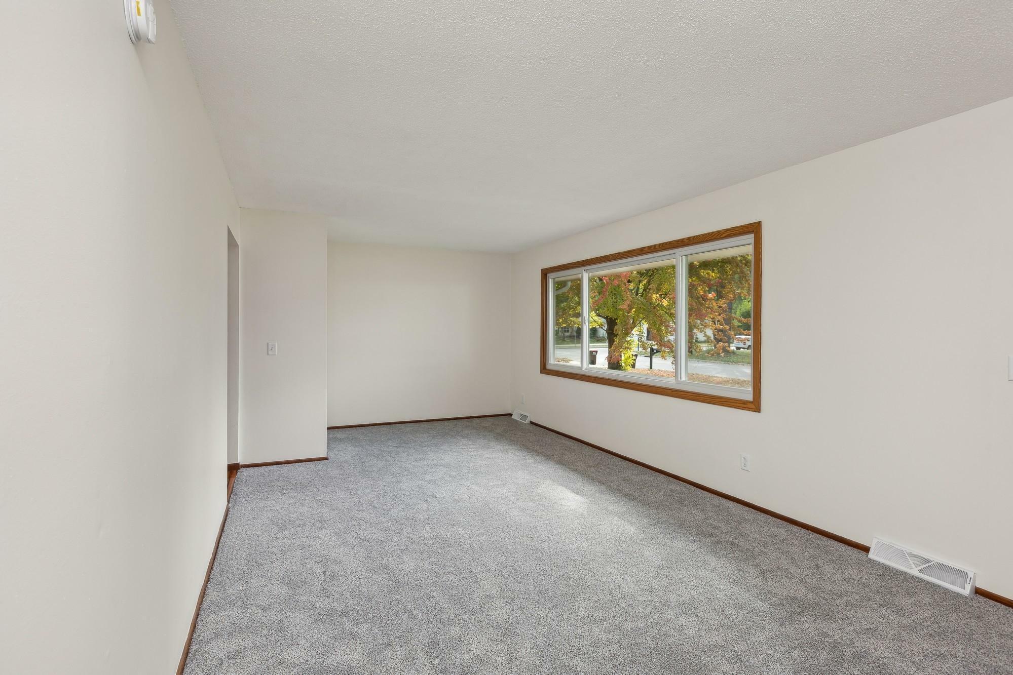 Property Photo:  963 12th Street  MN 55055 