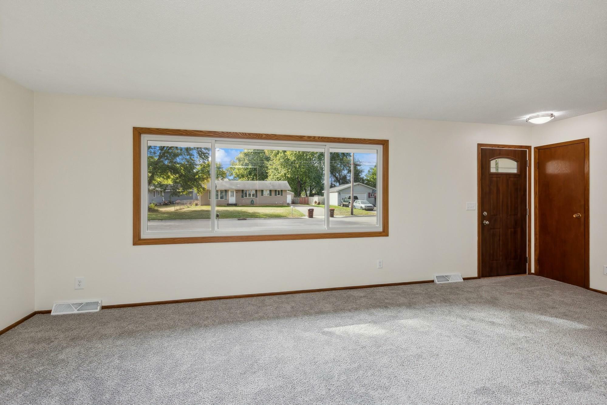 Property Photo:  963 12th Street  MN 55055 