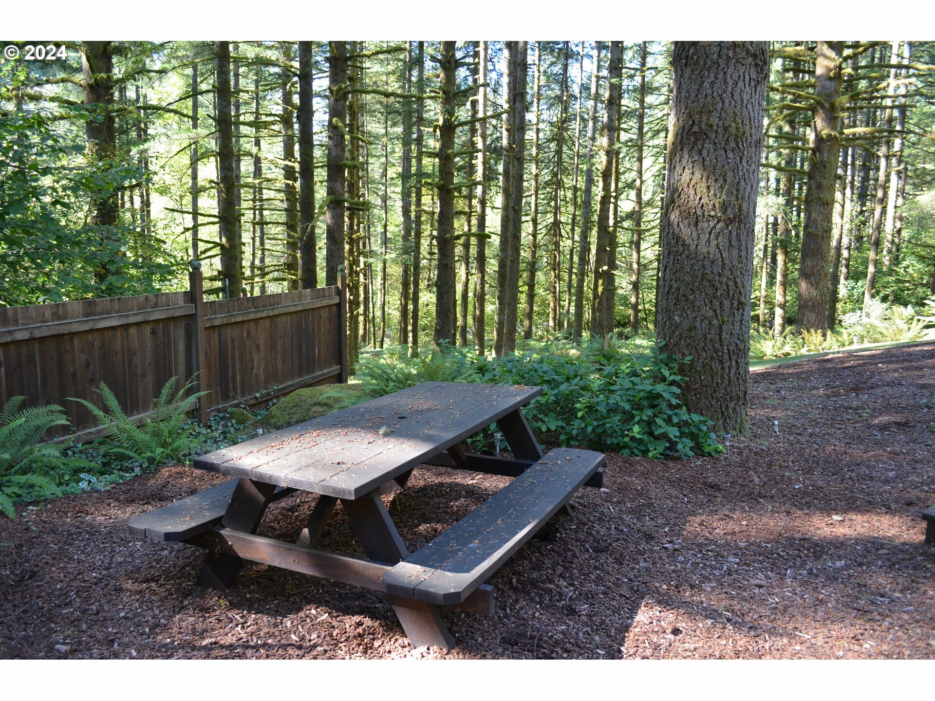 Property Photo:  4000 NE Matney Rd  WA 98607 