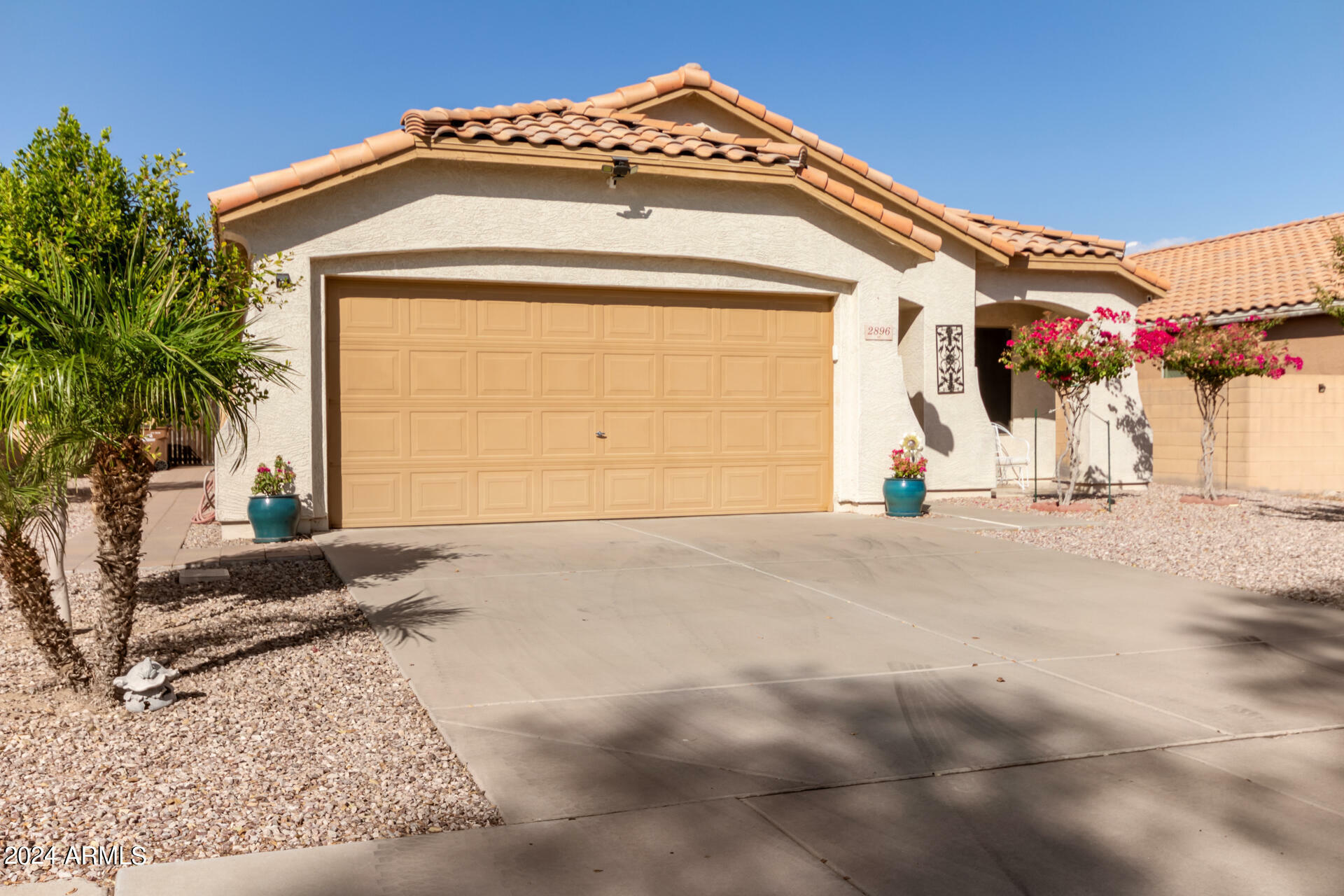 Property Photo:  2896 W Hayden Peak Drive  AZ 85144 