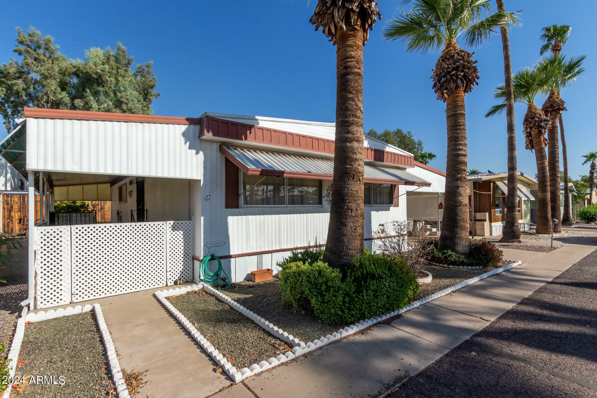 Property Photo:  2050 W Dunlap Avenue R252  AZ 85021 