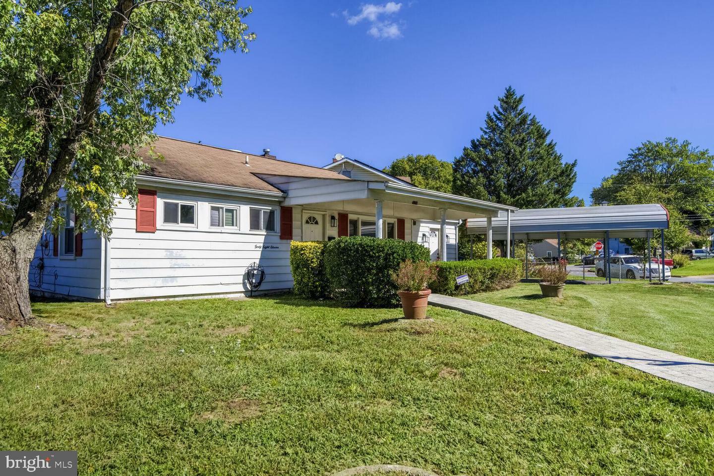 Property Photo:  4811 Cooper Lane  MD 20784 