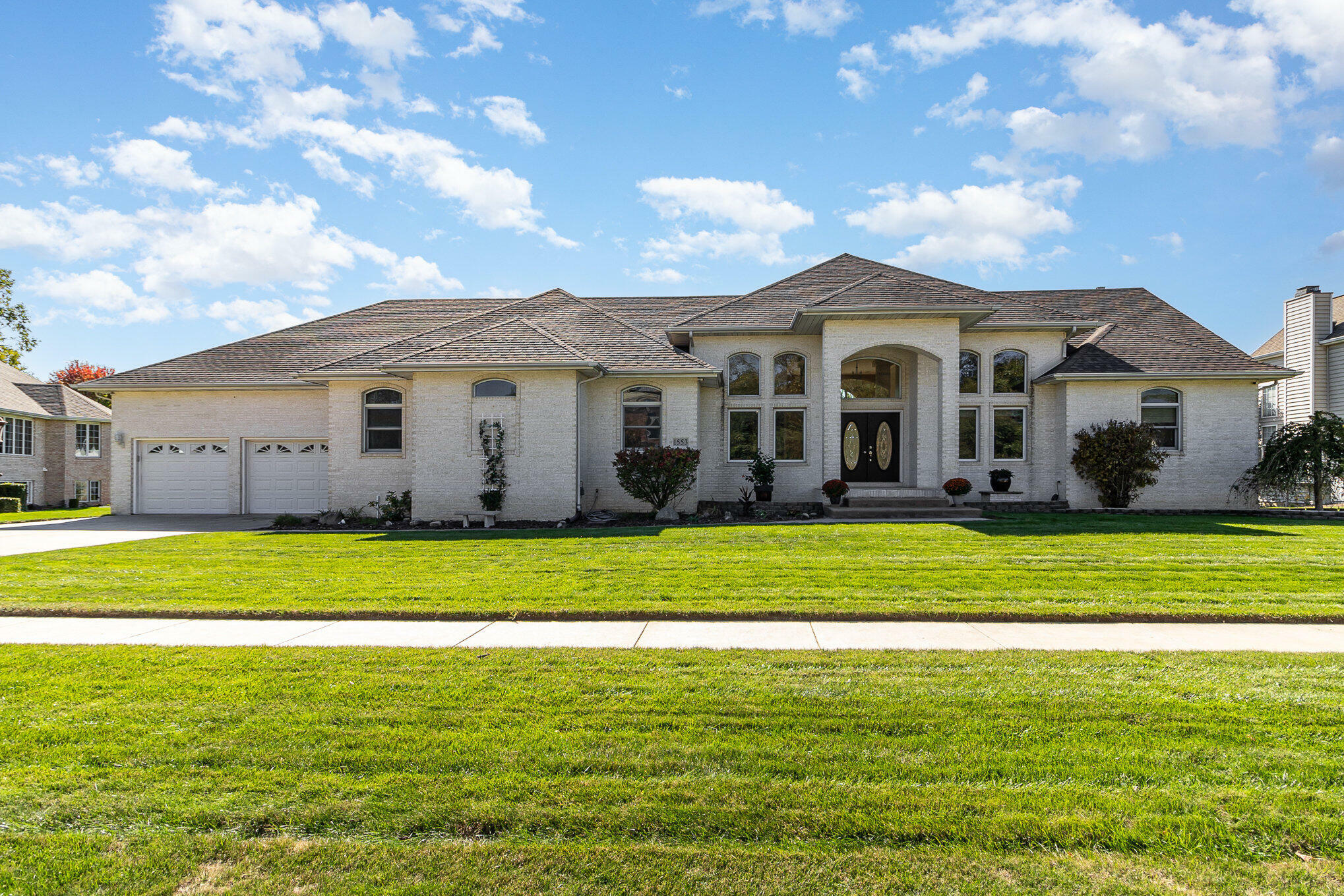 Property Photo:  1553 Blue Heron Drive  IN 46385 