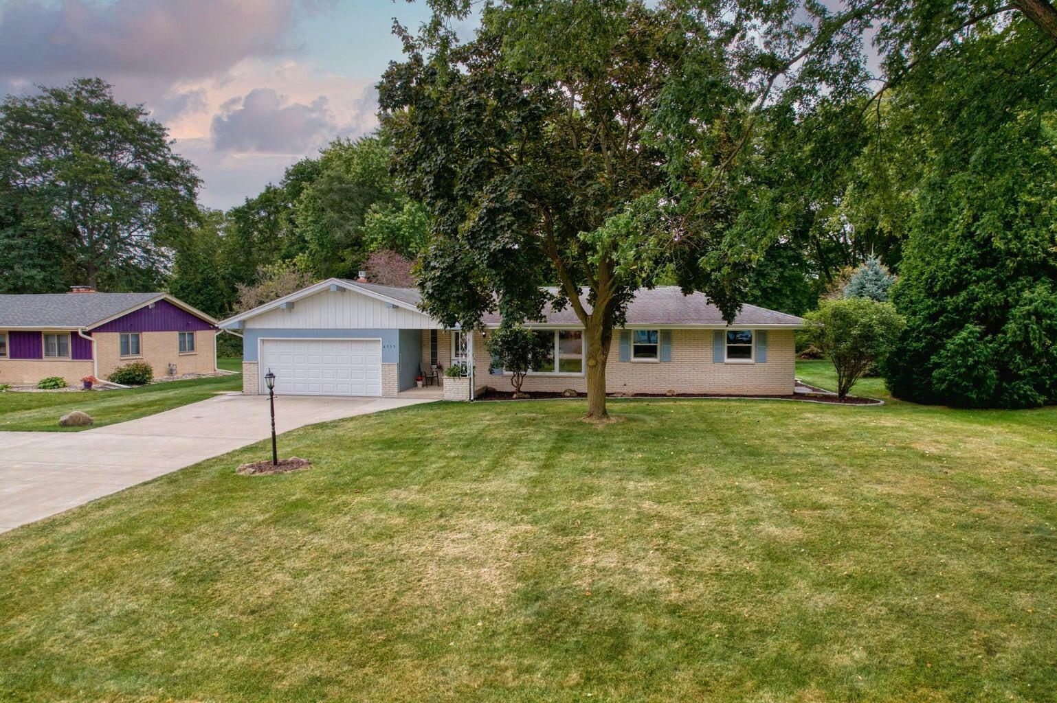 Property Photo:  4533 Leslie Ann Ln  WI 53403 