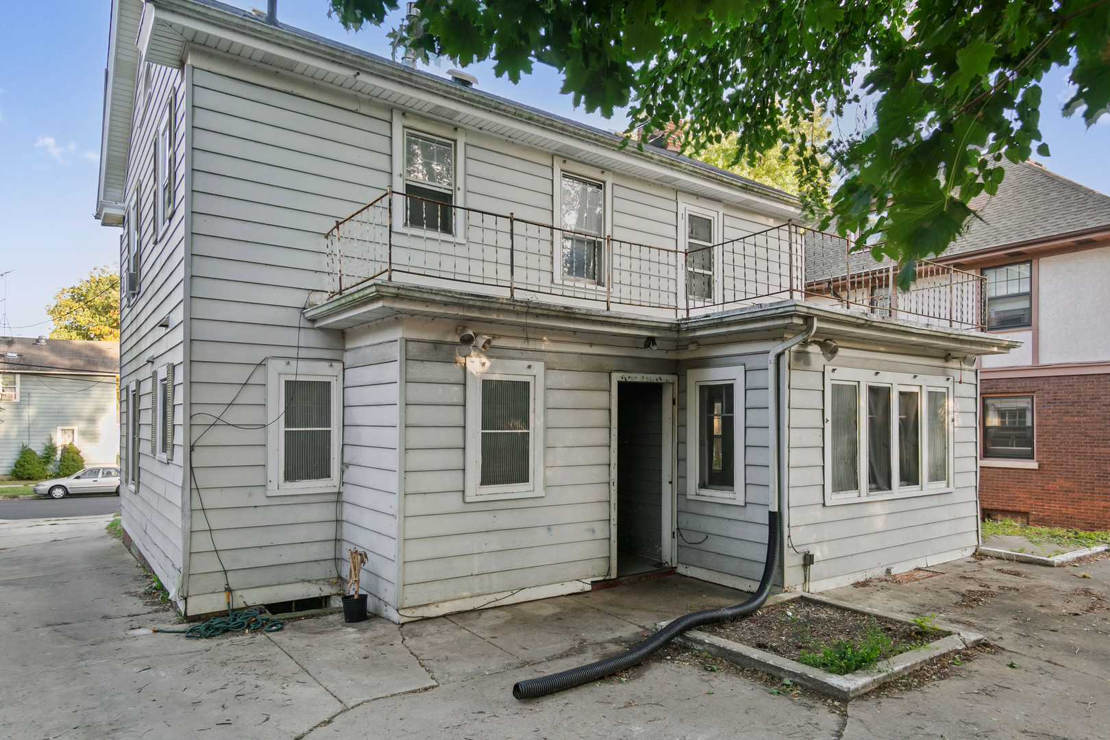 Property Photo:  452 Wilder Street  IL 60506 