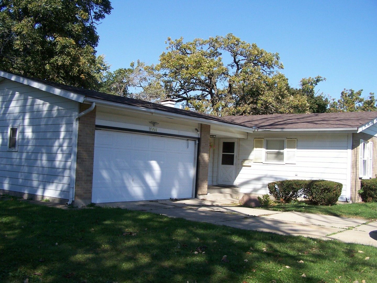 Property Photo:  4801 Ashley Drive  IL 60050 