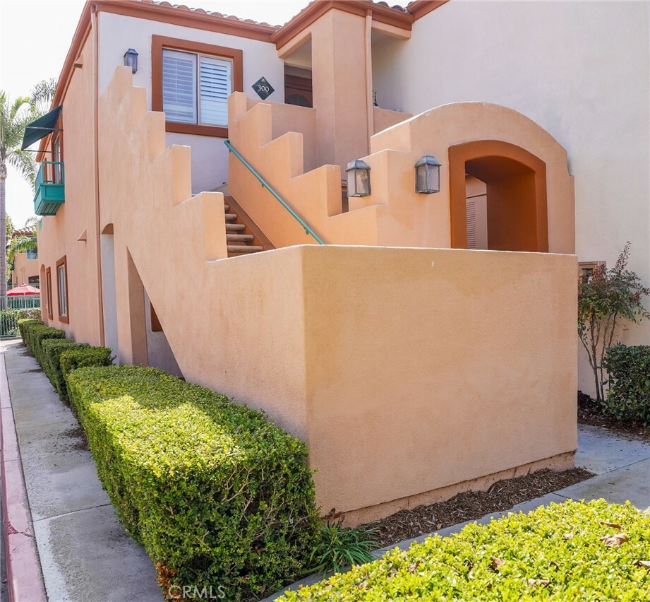 Property Photo:  298 Villa Point Drive  CA 92660 