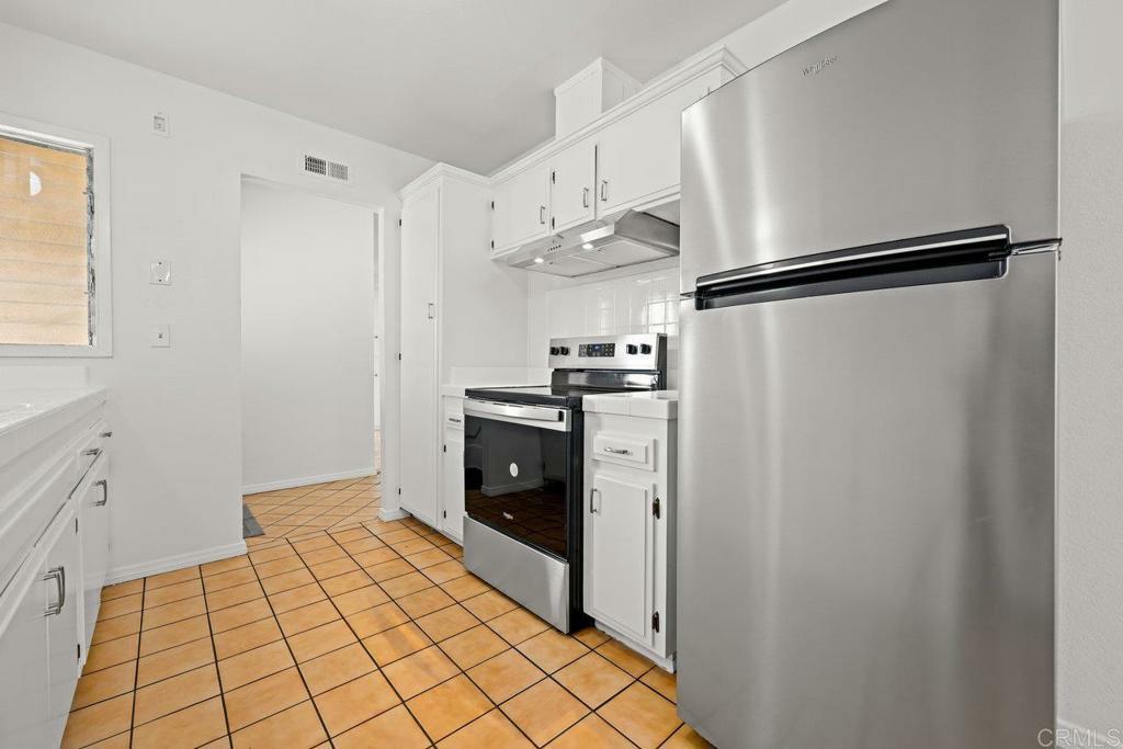 Property Photo:  420 Orsett Street  CA 91911 