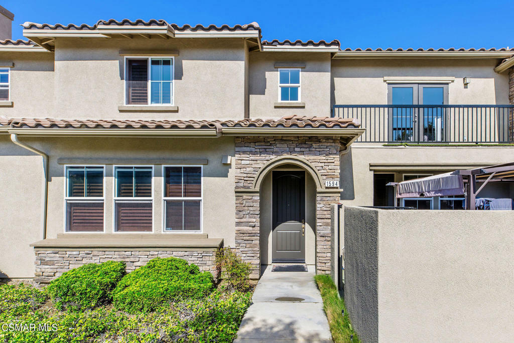 1594 Silver Shadow Drive  Newbury Park CA 91320 photo