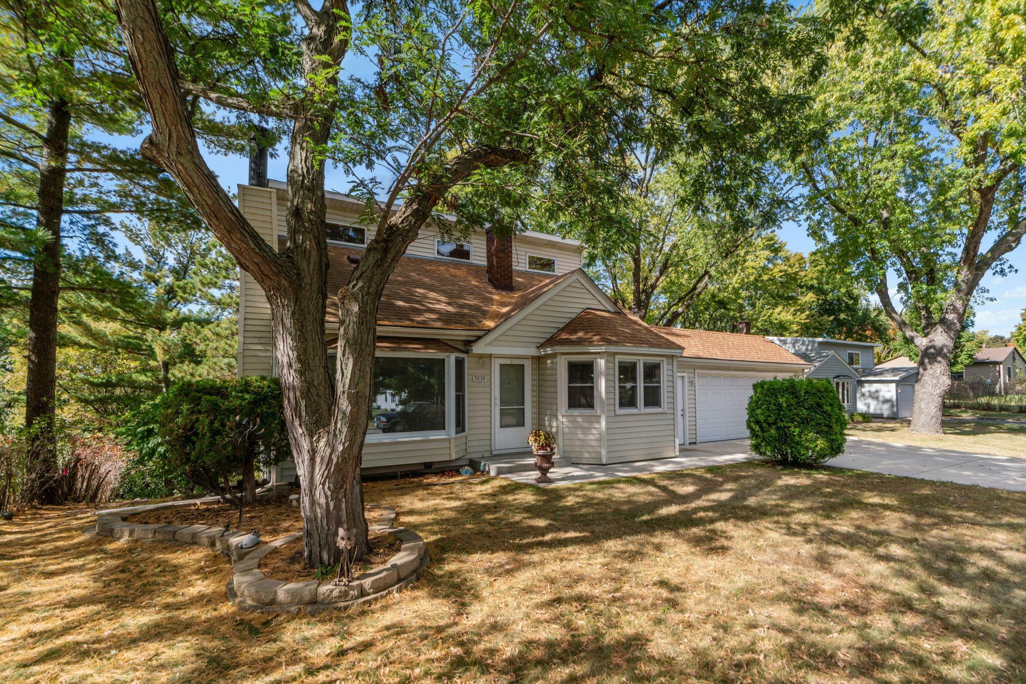 Property Photo:  5030 Dominick Spur  MN 55343 