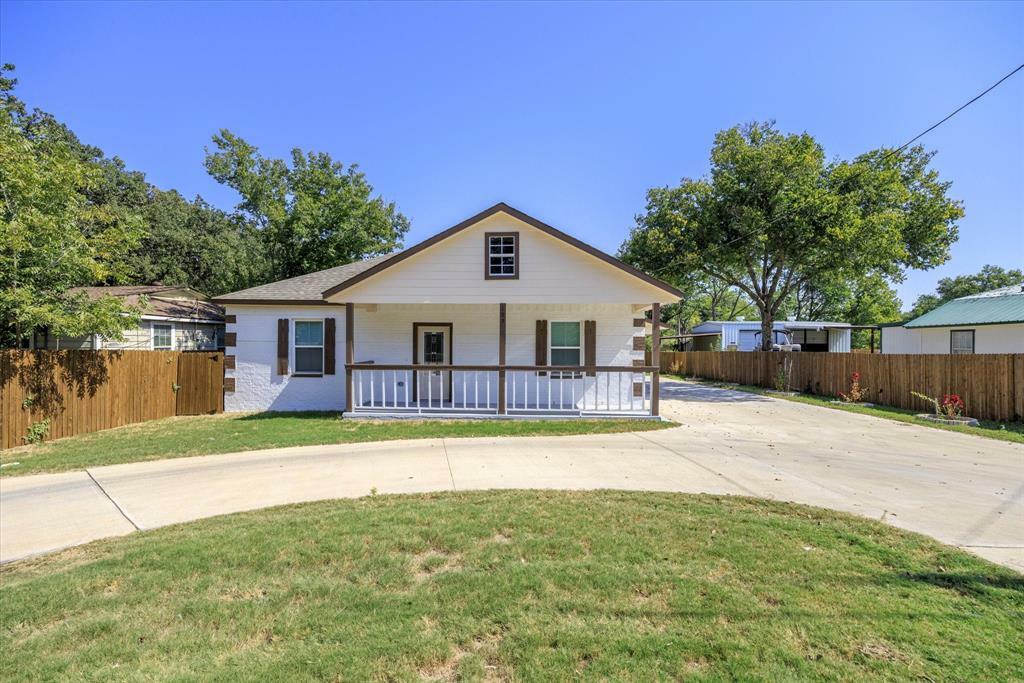 Property Photo:  105 S Dick Price Road  TX 76060 