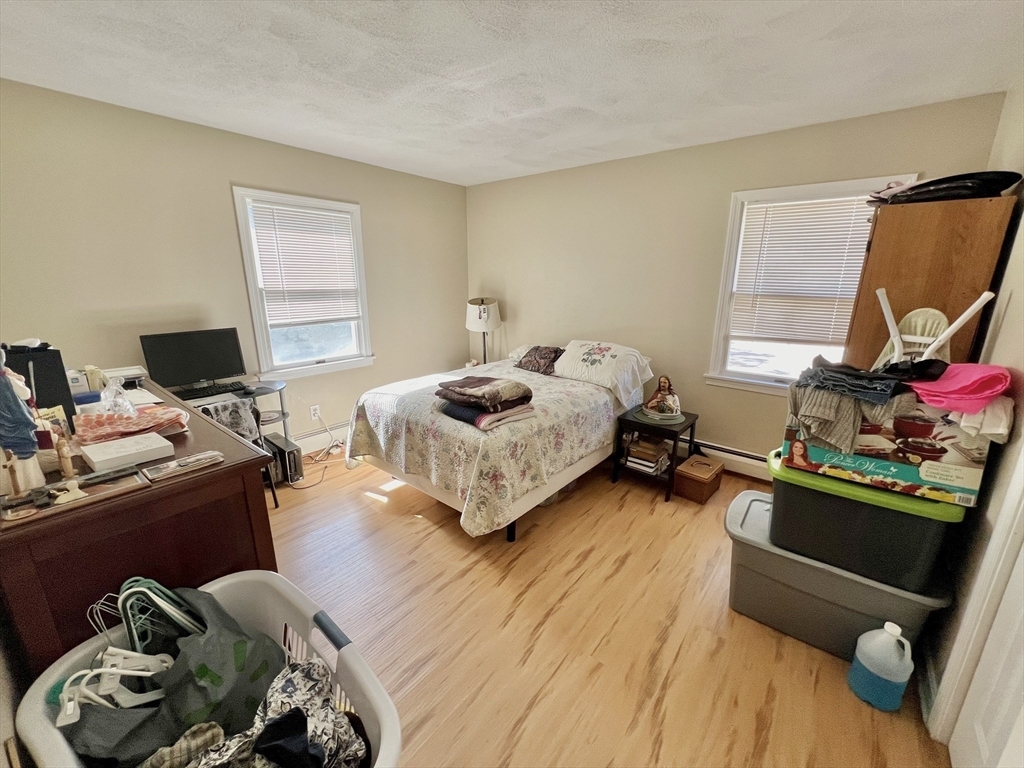 Property Photo:  1 Ferreira Ct  RI 02893 