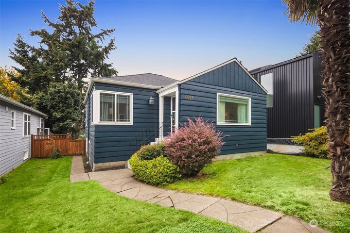 Property Photo:  6657 Ellis Avenue S  WA 98108 