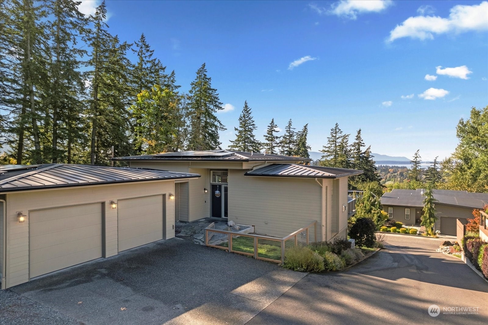 Property Photo:  3515 Larrabee Avenue  WA 98229 