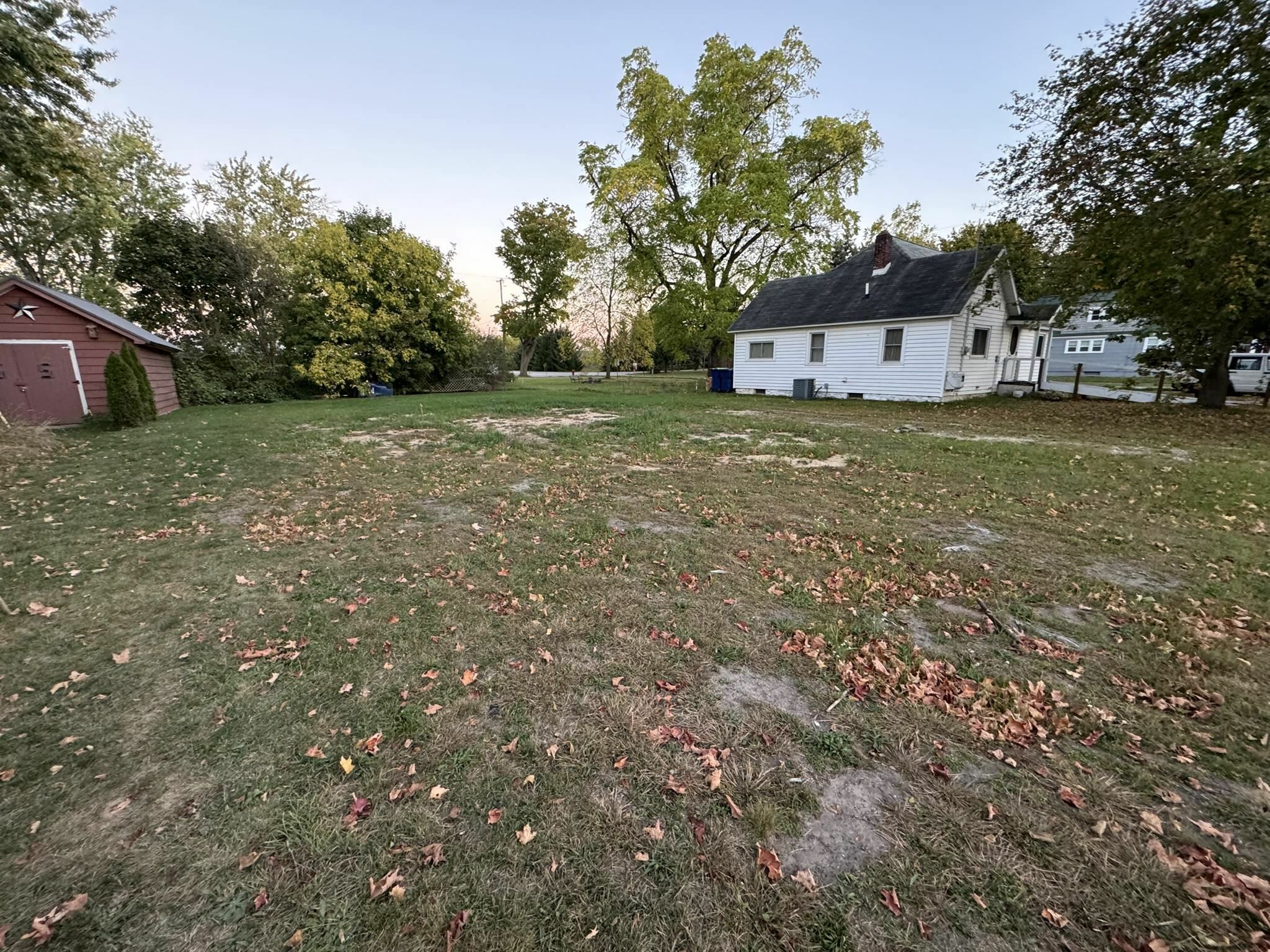 Property Photo:  204 N Huron Street  MI 49651 