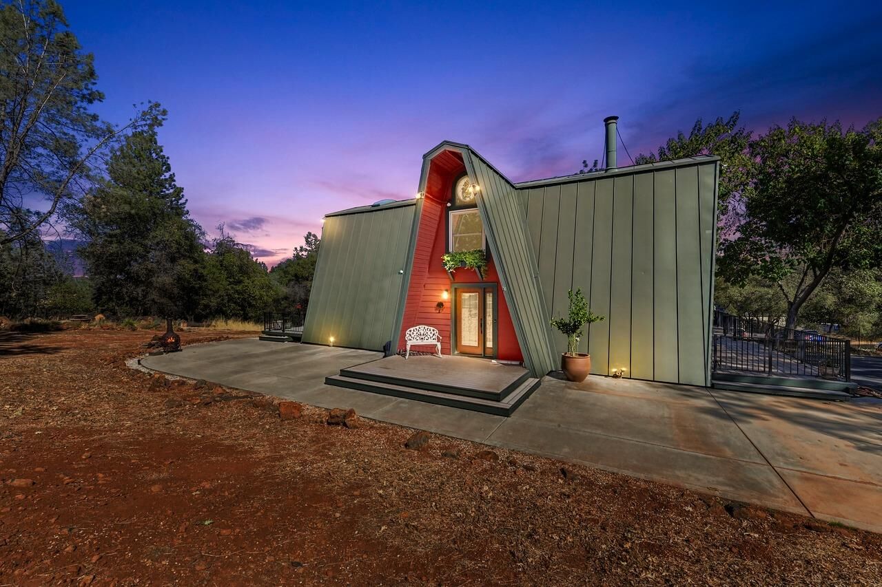 Property Photo: 12810 Ranchero Way CA 95949