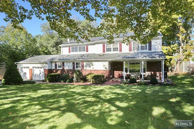 Property Photo:  24 Cayuga Avenue  NJ 07436 