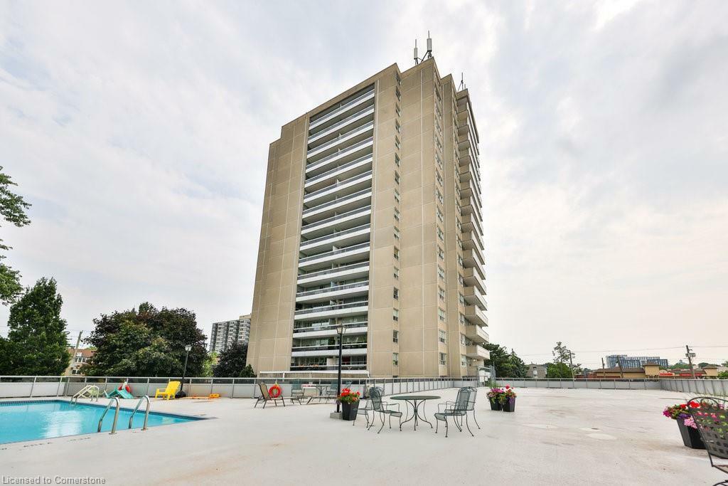 Property Photo:  2263 Marine Drive 501  ON L6L 5K1 