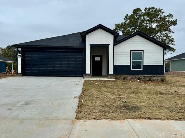 Property Photo: 6409 Newark Drive AR 72002