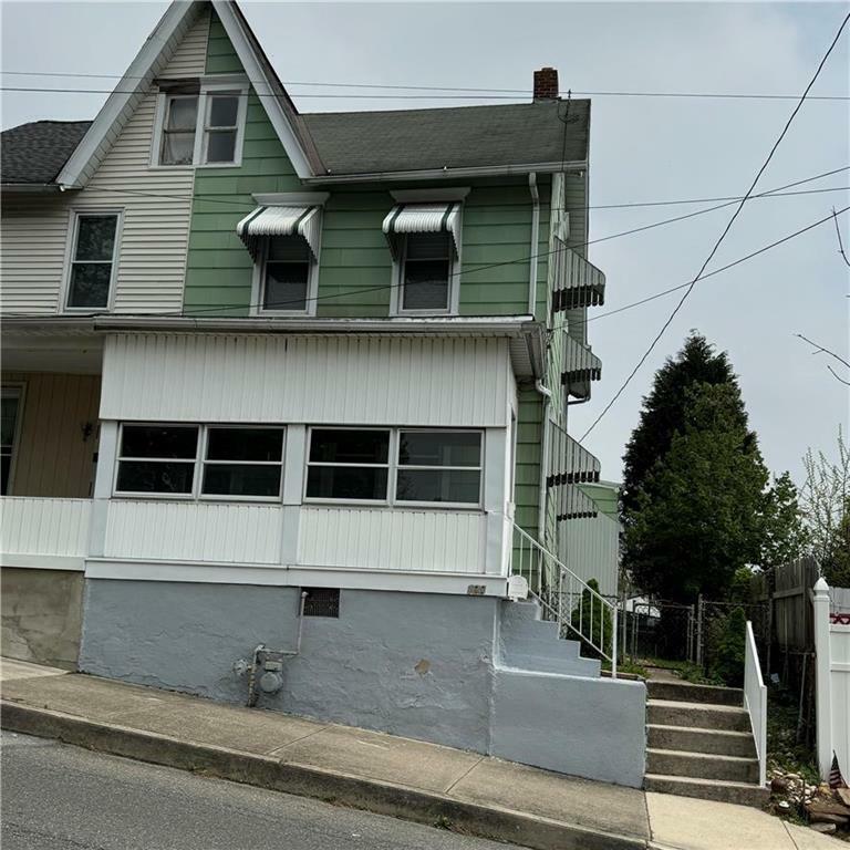 128 Center Street  Slatington Borough PA 18080 photo