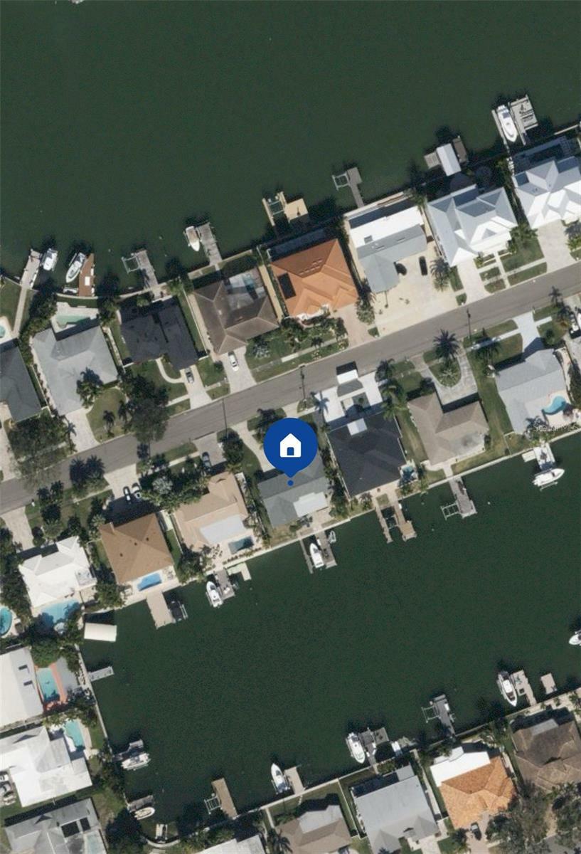 Property Photo:  341 Palm Island NE  FL 33767 