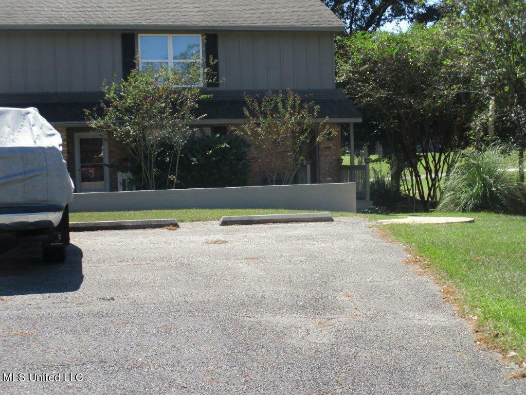 Property Photo:  415 Highpoint Drive  MS 39525 