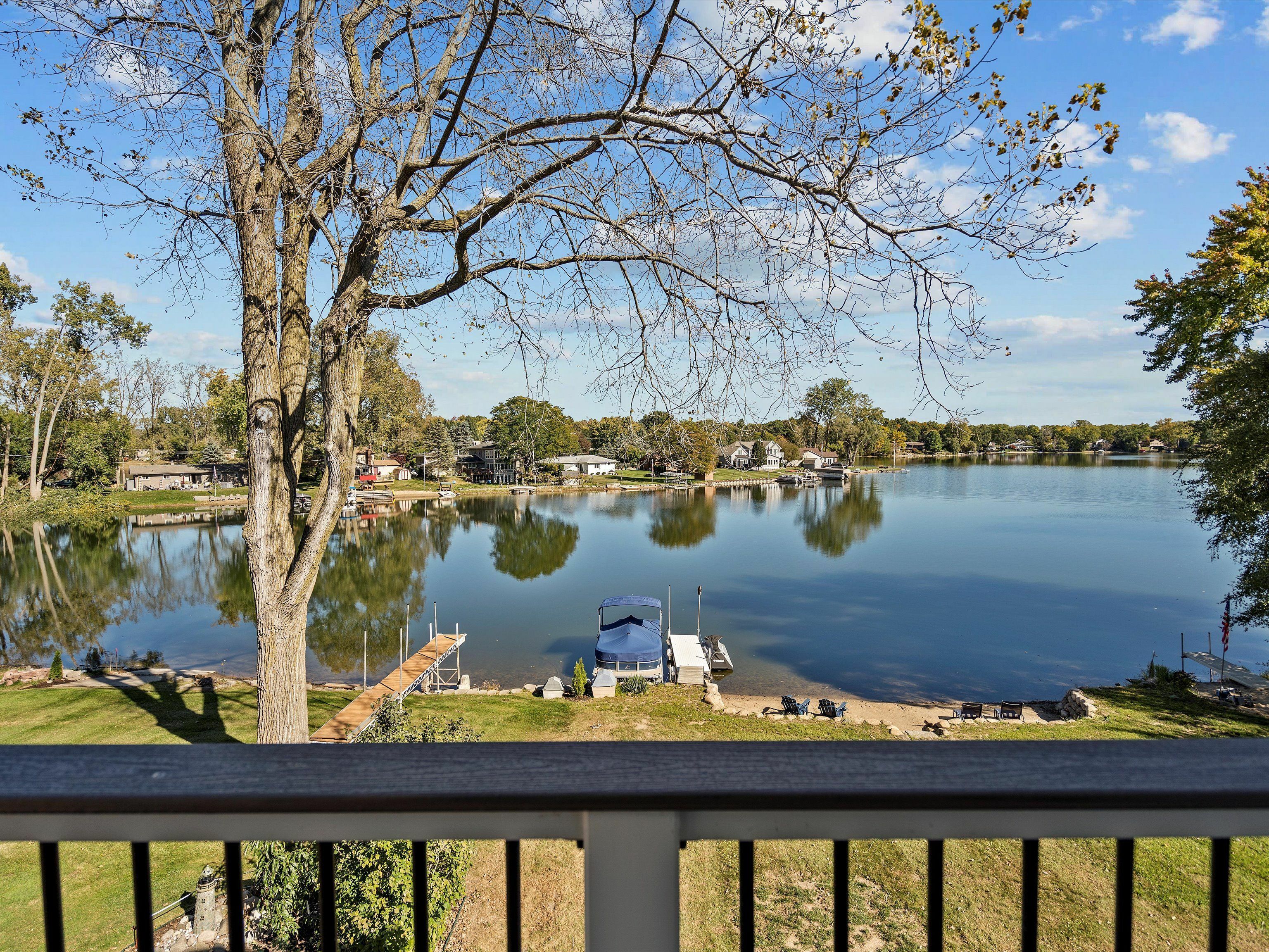 Property Photo:  3732 Loch Drive  MI 48357 2602 