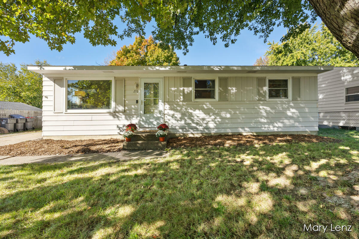 Property Photo:  216 Jane Ellen Drive  MI 49331 