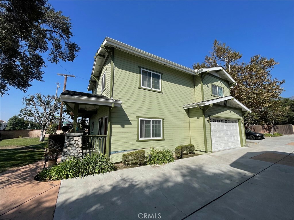 Property Photo:  901 Royal Oaks Drive  CA 91016 