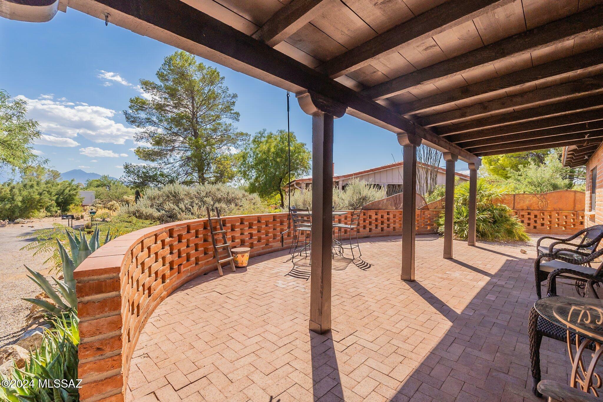 Property Photo:  648 S Fremont Circle  AZ 85614 