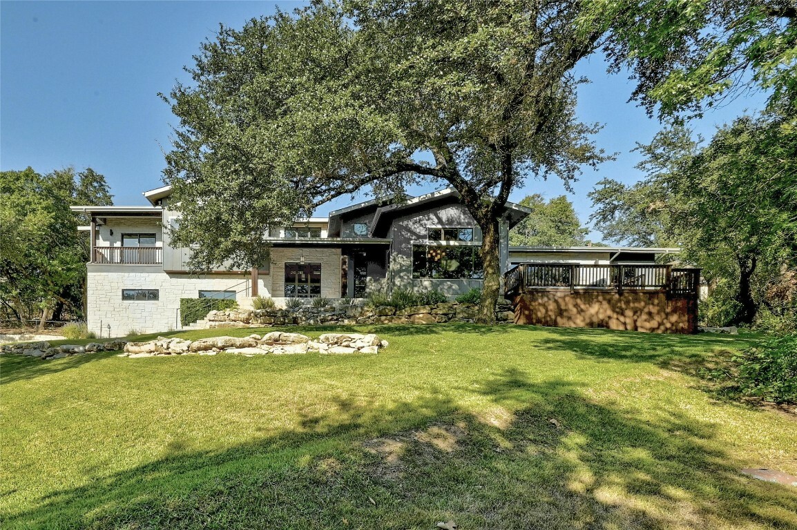 Property Photo:  203 Los Altos Drive  TX 78734 