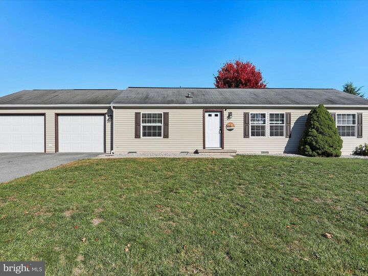 166 Camelot Drive  Chambersburg PA 17202 photo