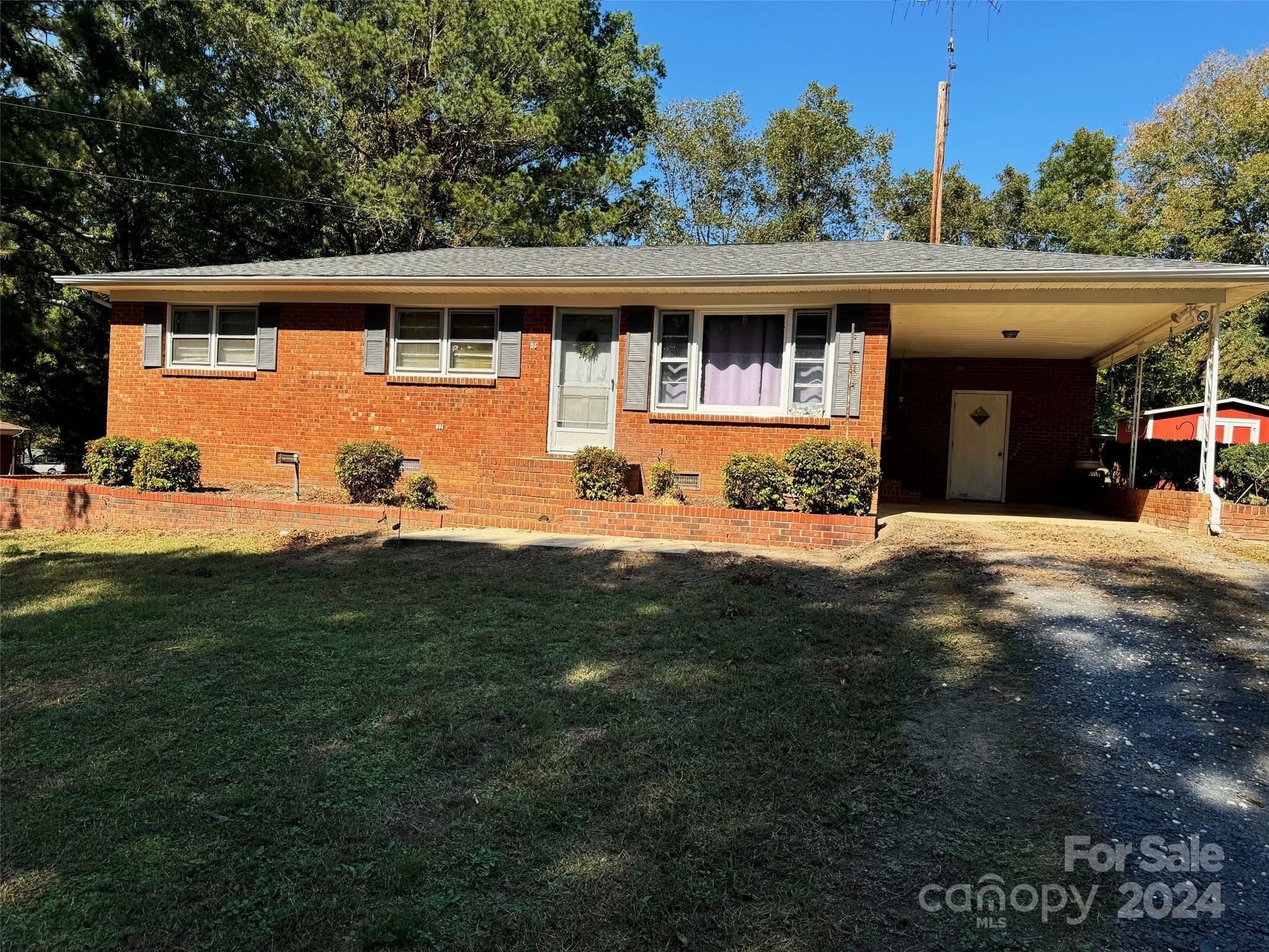 Property Photo:  59 Piper Road  NC 28170 