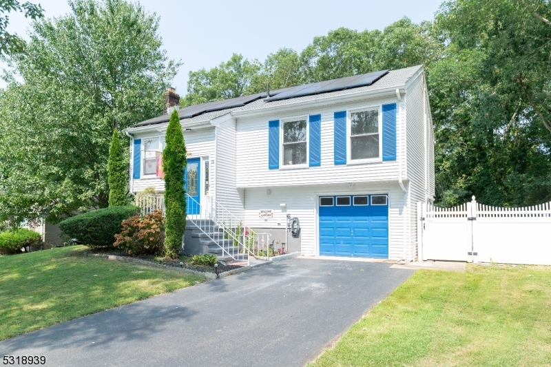 Property Photo:  29 Aspen Cir  NJ 08005 