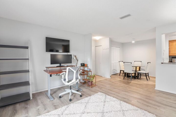 Property Photo:  3705 SW 27th Street 1116  FL 32608 