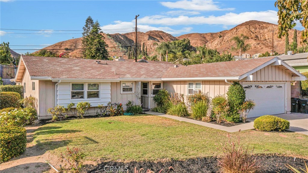 Property Photo:  11915 Kathyann Street  CA 91342 