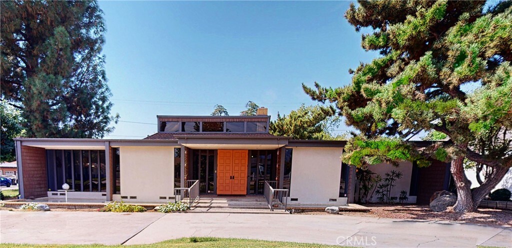 Property Photo:  3308 N Arrowhead Avenue  CA 92405 