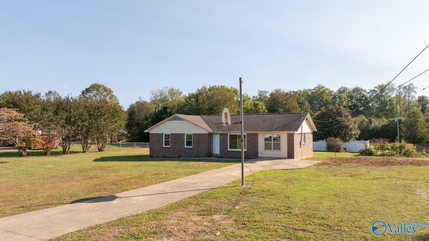 Property Photo:  21124 Clement Gin Road  AL 35613 