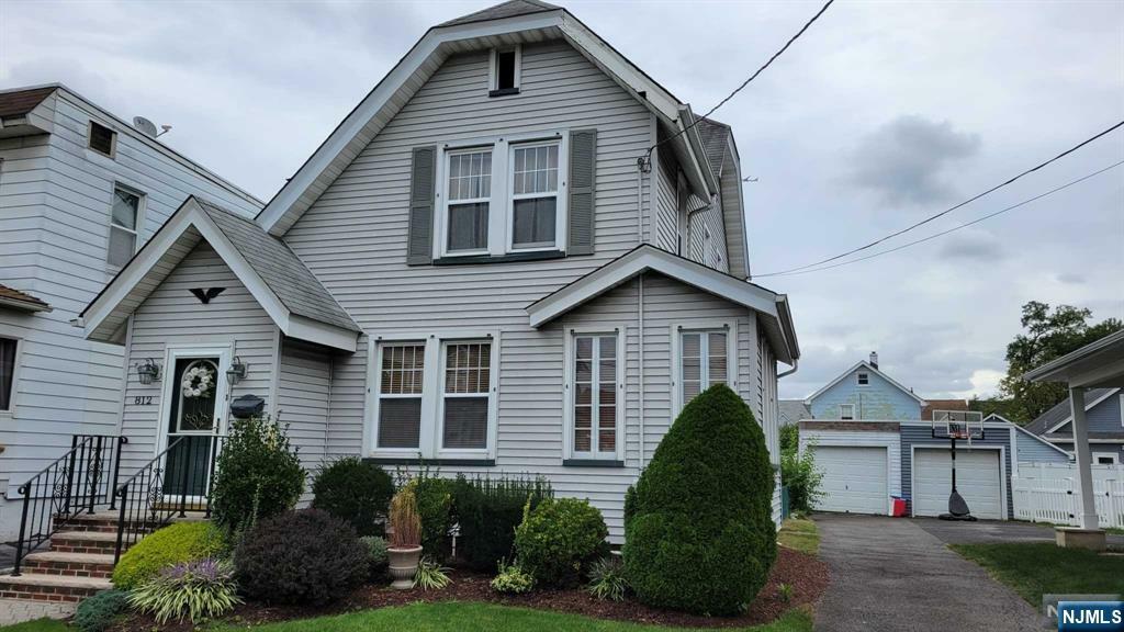 Property Photo: 812 Chestnut Street NJ 07032