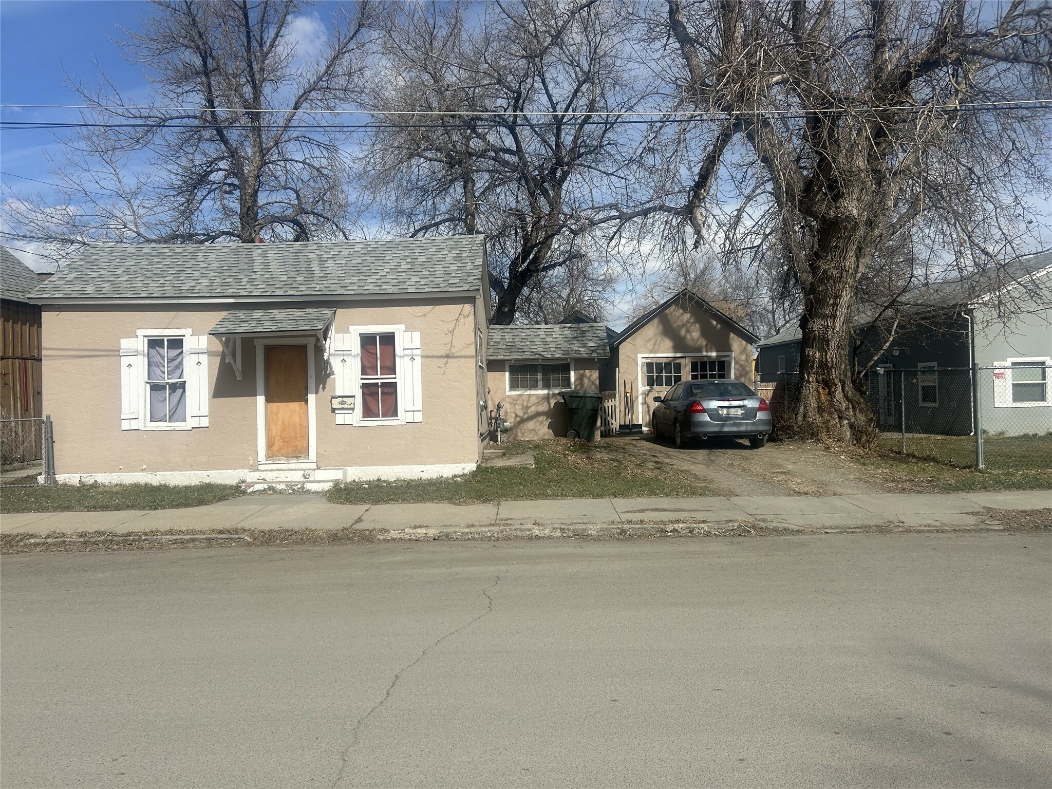 Property Photo:  1515/1516 Railroad/Gallatin Avenue  MT 59601 