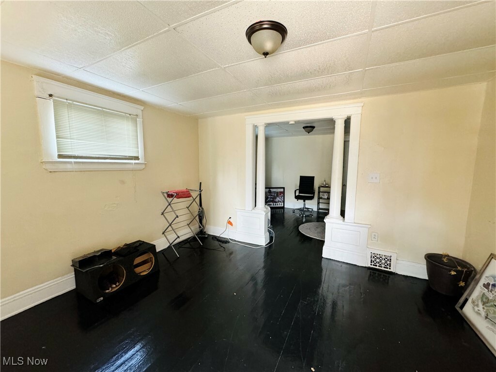 Property Photo:  2529 E 82nd Street  OH 44104 