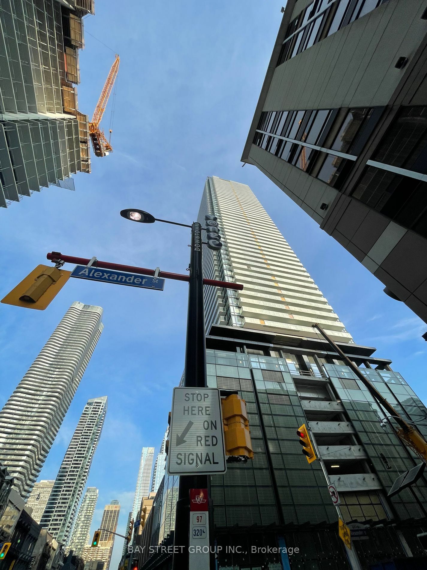 Property Photo:  501 Yonge St 4104  ON M4Y 0G8 